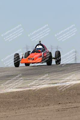 media/May-19-2024-VARA (Sun) [[bc1adde764]]/Track Day Session/Session 3 (Grapevine)/